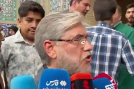 سیمایی: رهبر شهید از دانشجویان حساسیت نسبت به مسائل کشور را می‌خواست