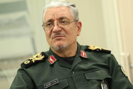 طلایی‌نیک: ترامپ چاره‌ای جز پذیرفتن حقوق و مطالبات ملت ایران ندارد