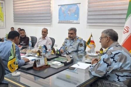 فرمانده مرزبانی فراجا: ساحل‌شینان مرزبانان اصلی خلیج فارس هستند