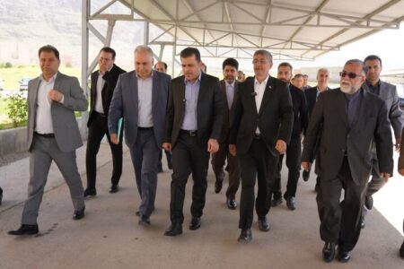 معاون علمی و فناوری رئیس‌جمهور به لرستان سفر کرد