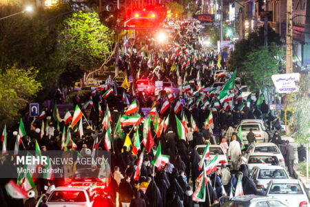 موج هفتاد و چهارم حضور باشکوه قمی‌ها در میدان