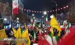هشتادو نهمین شب حضور مردم زنجان در صحنه دفاع از حریم ولایت و وطن
