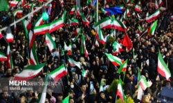 هفتاد و چهارمین  شب از حضور حماسی و بابصیرت زنجانی‌ها در دفاع از وطن