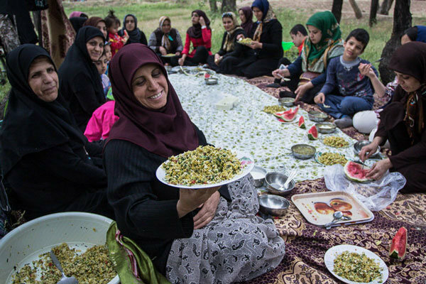 پنجاه‌به‌در؛ ضیافت باران در پناه باغستان قزوین