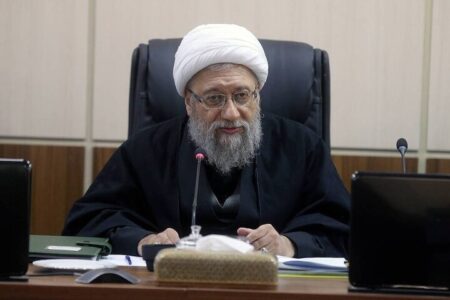 آملی لاریجانی: تهران فصل تازه‌ای از سیاست دفاعی خود را گشود